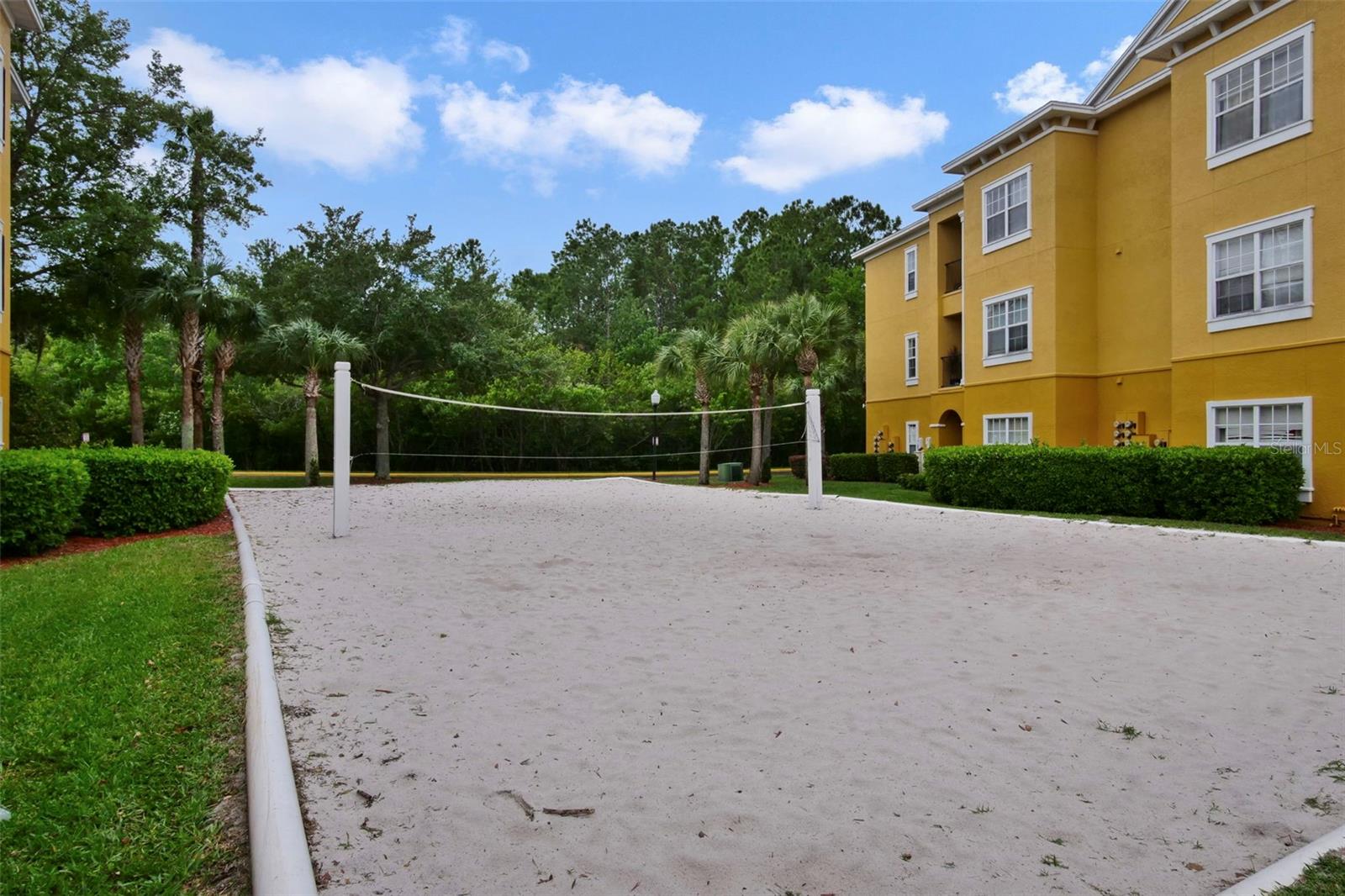 Image 24 of 28 For 3615 Conroy Road 614