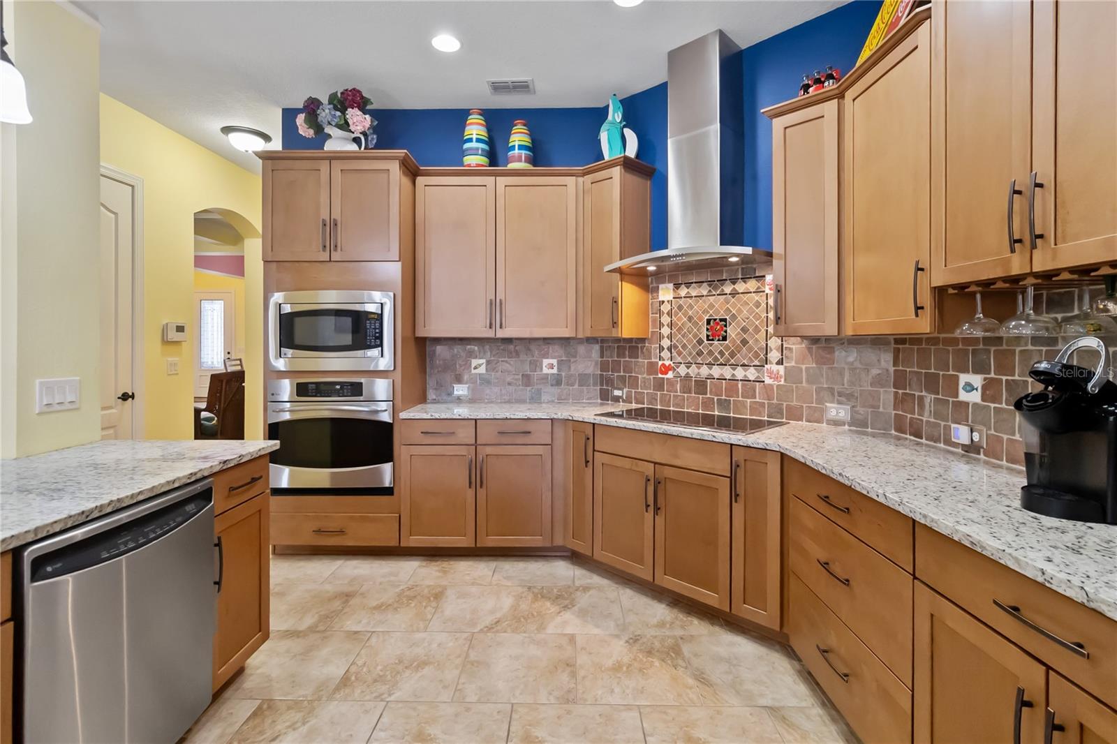 Image 19 of 50 For 4257 Isle Vista Avenue