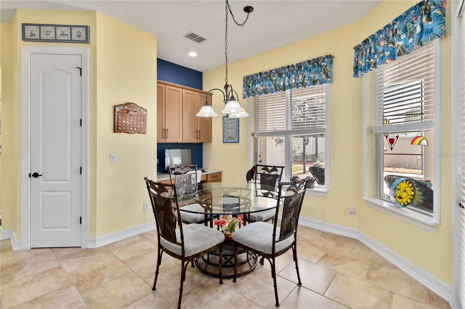 Image 23 of 50 For 4257 Isle Vista Avenue