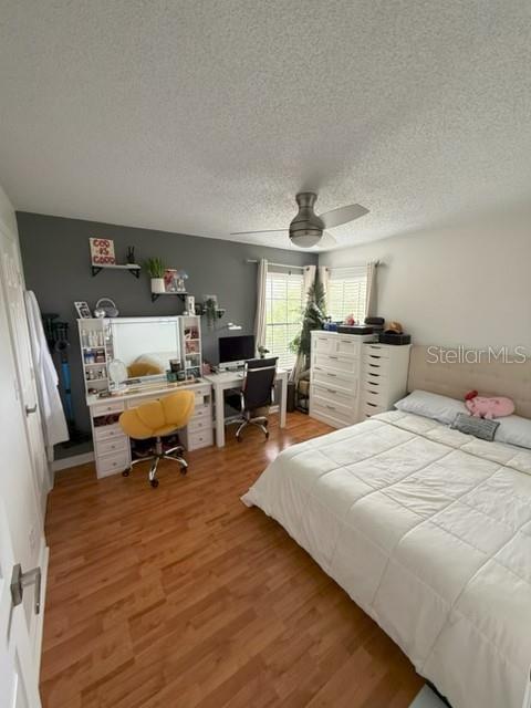 Image 10 of 29 For 355 Lakepointe Drive 304