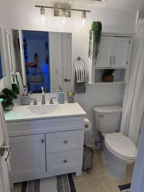 Image 11 of 29 For 355 Lakepointe Drive 304