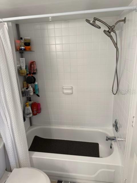 Image 12 of 29 For 355 Lakepointe Drive 304