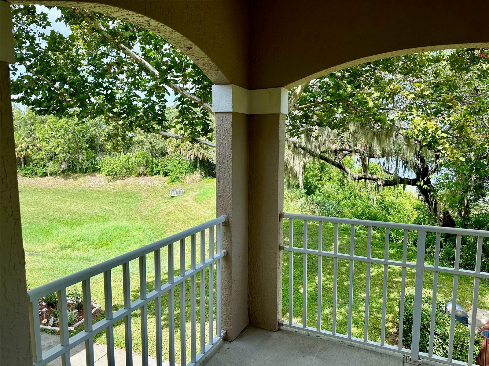 Image 12 of 25 For 624 Arbor Lakes Circle 624