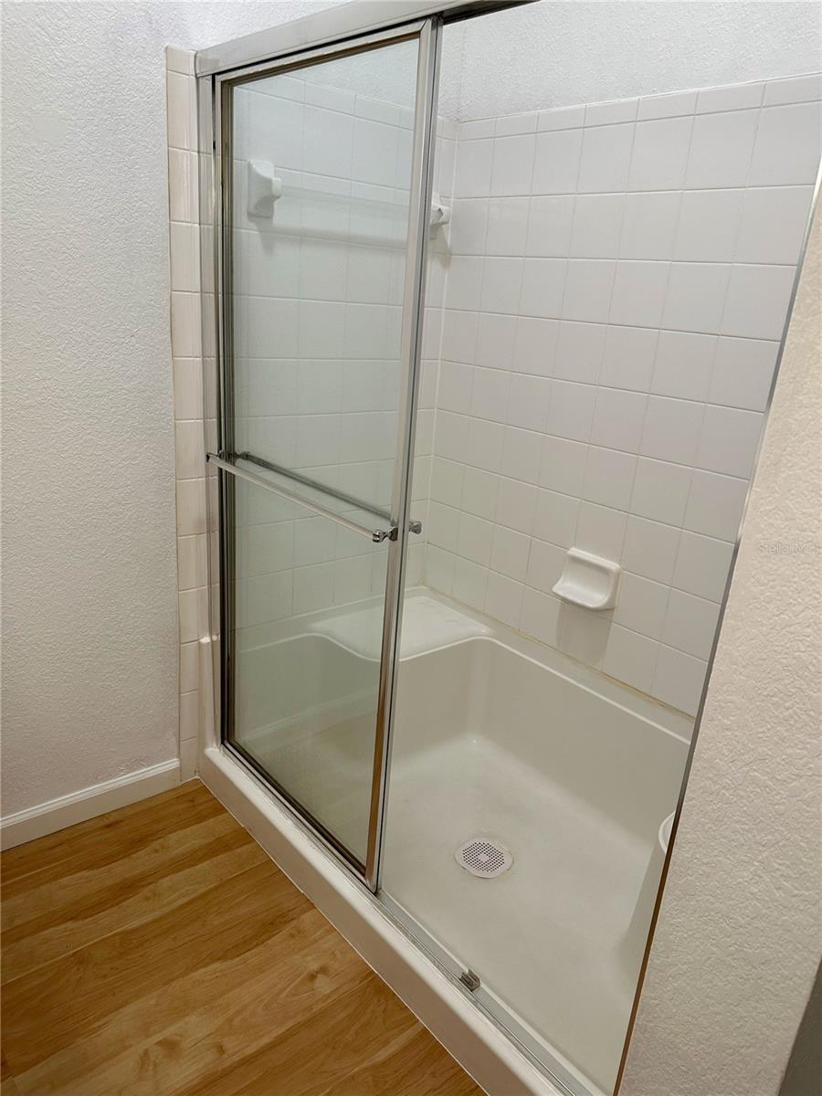 Image 20 of 25 For 624 Arbor Lakes Circle 624