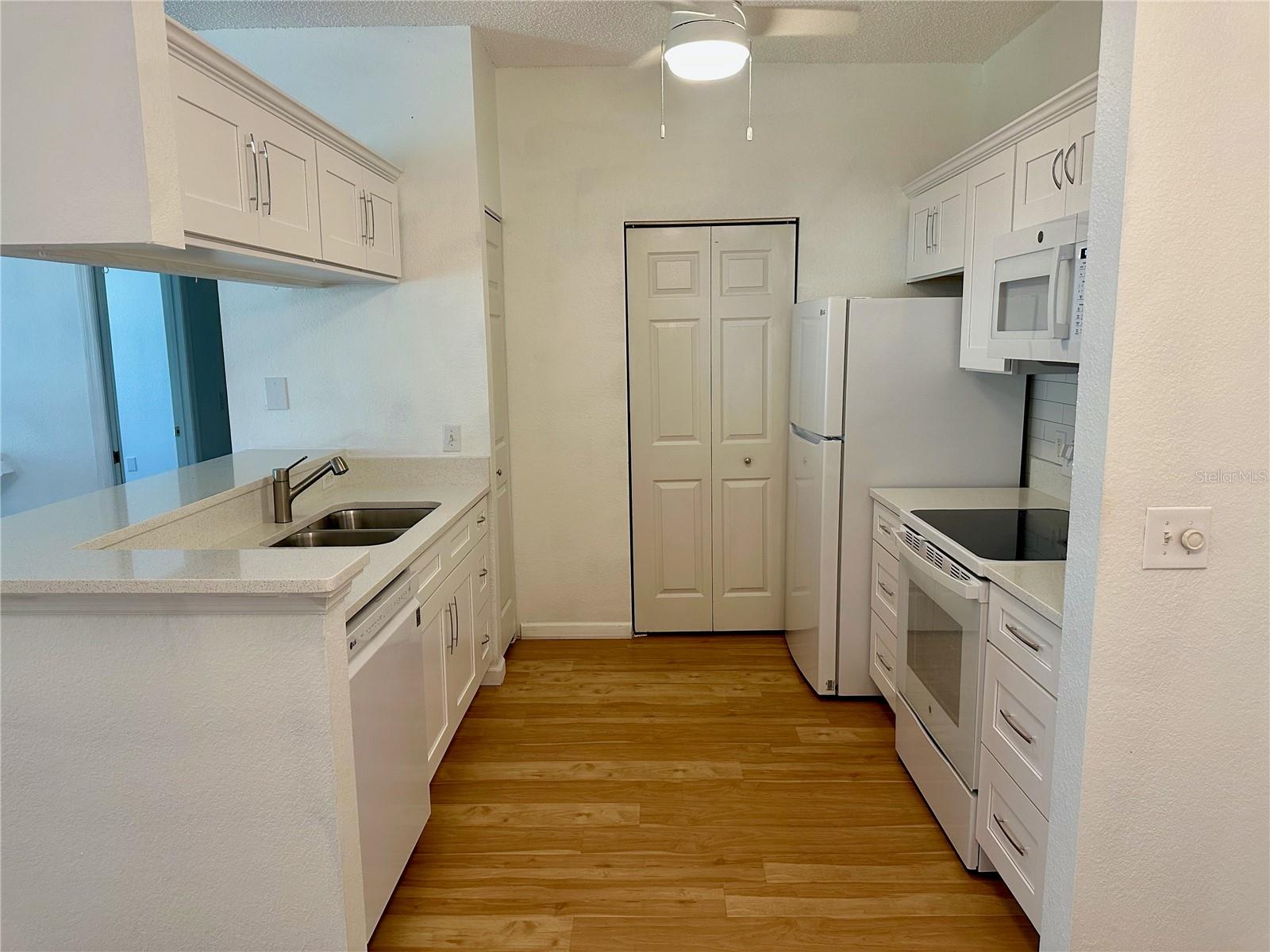 Image 5 of 25 For 624 Arbor Lakes Circle 624