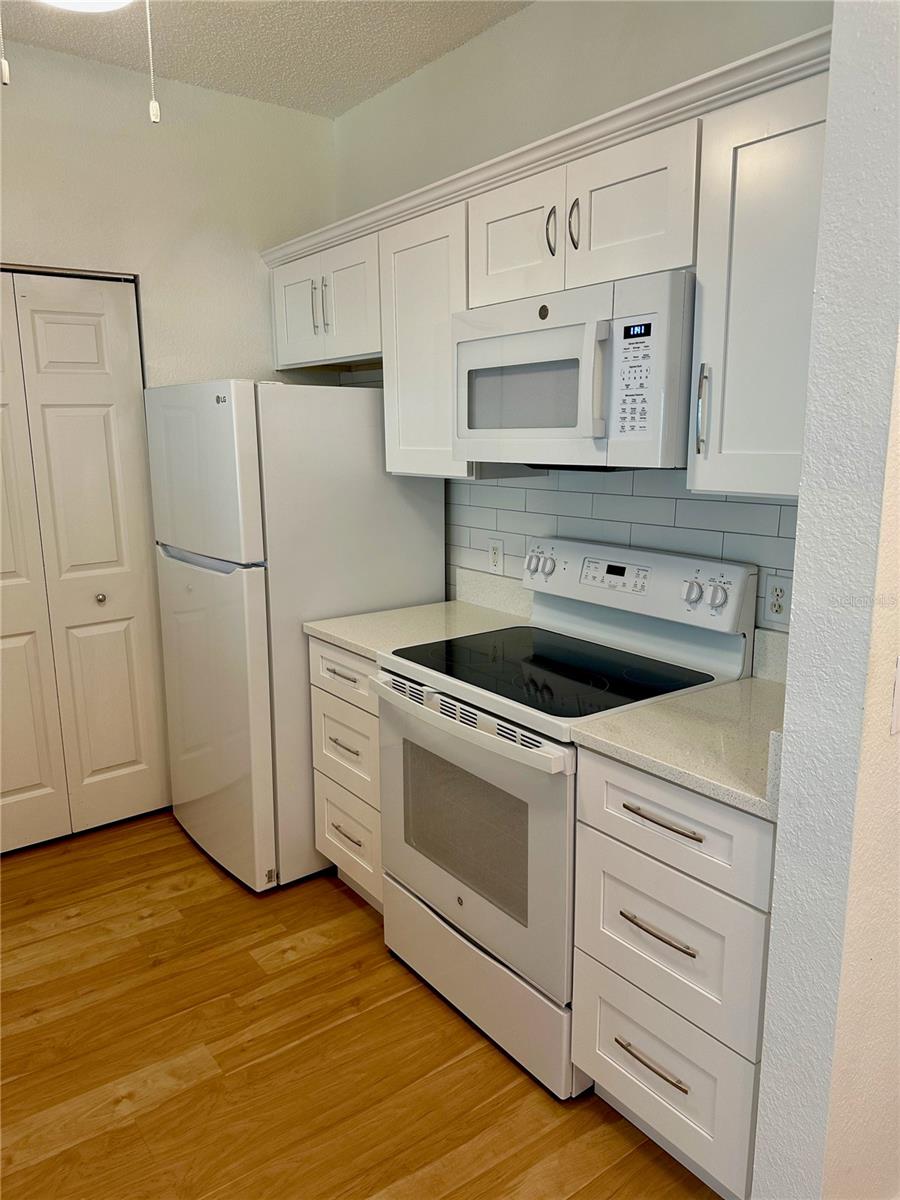 Image 7 of 25 For 624 Arbor Lakes Circle 624