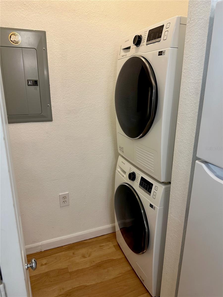 Image 8 of 25 For 624 Arbor Lakes Circle 624