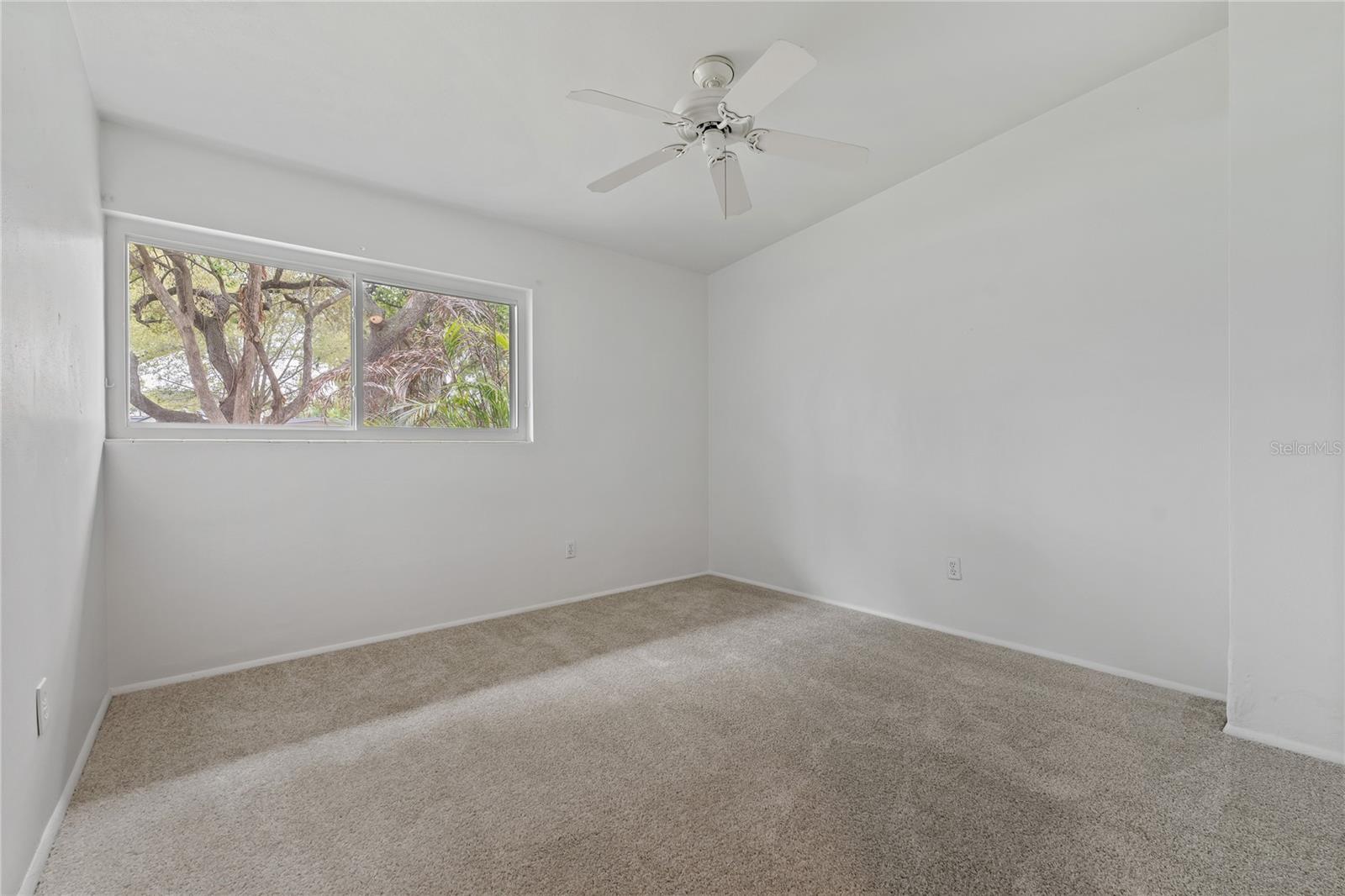 Image 17 of 23 For 2115 Sycamore Drive