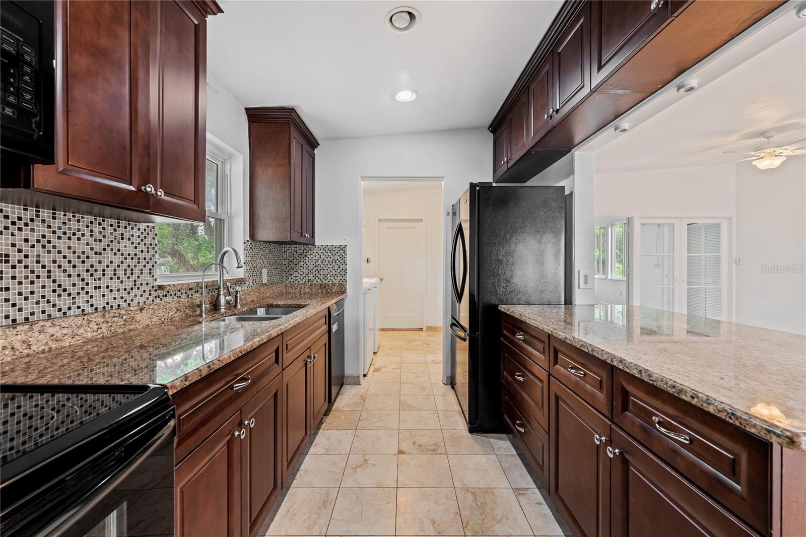 Image 7 of 23 For 2115 Sycamore Drive