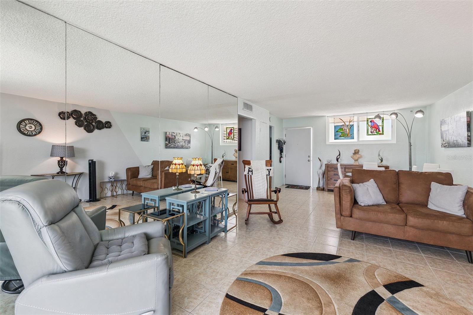 Image 14 of 55 For 2727 Atlantic Avenue 6190