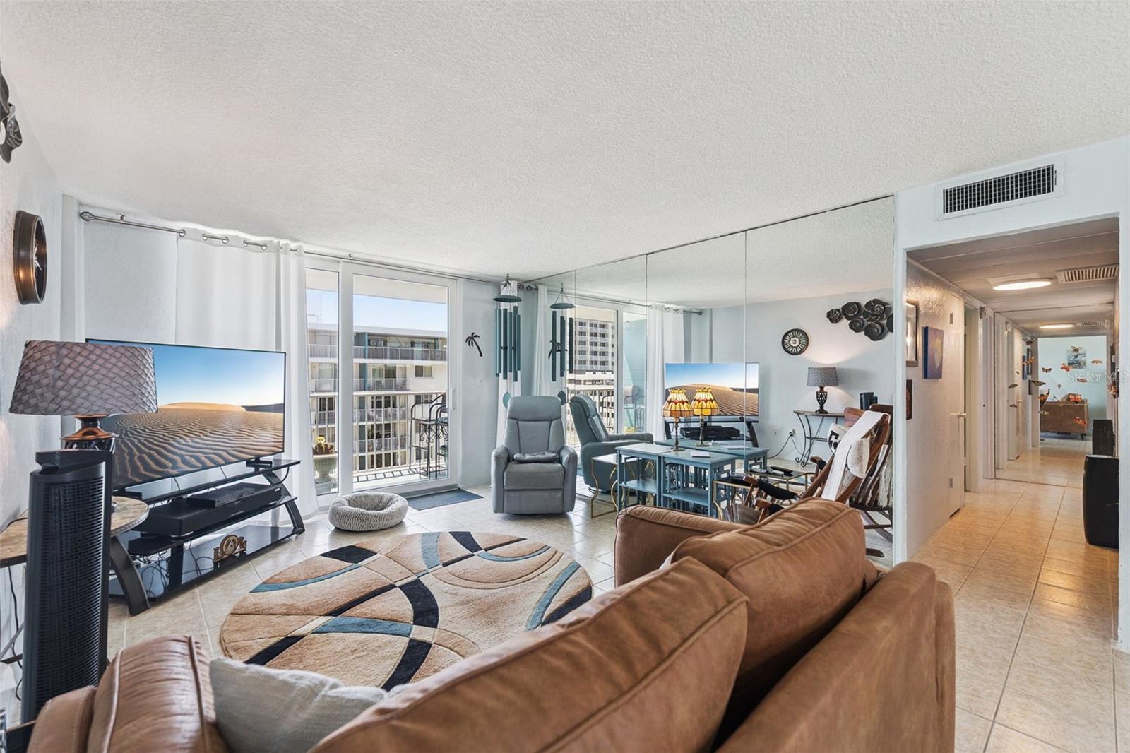 Image 16 of 55 For 2727 Atlantic Avenue 6190