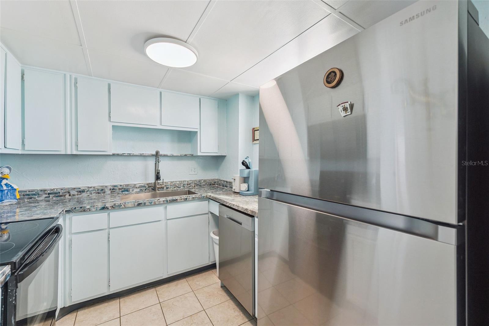 Image 20 of 55 For 2727 Atlantic Avenue 6190