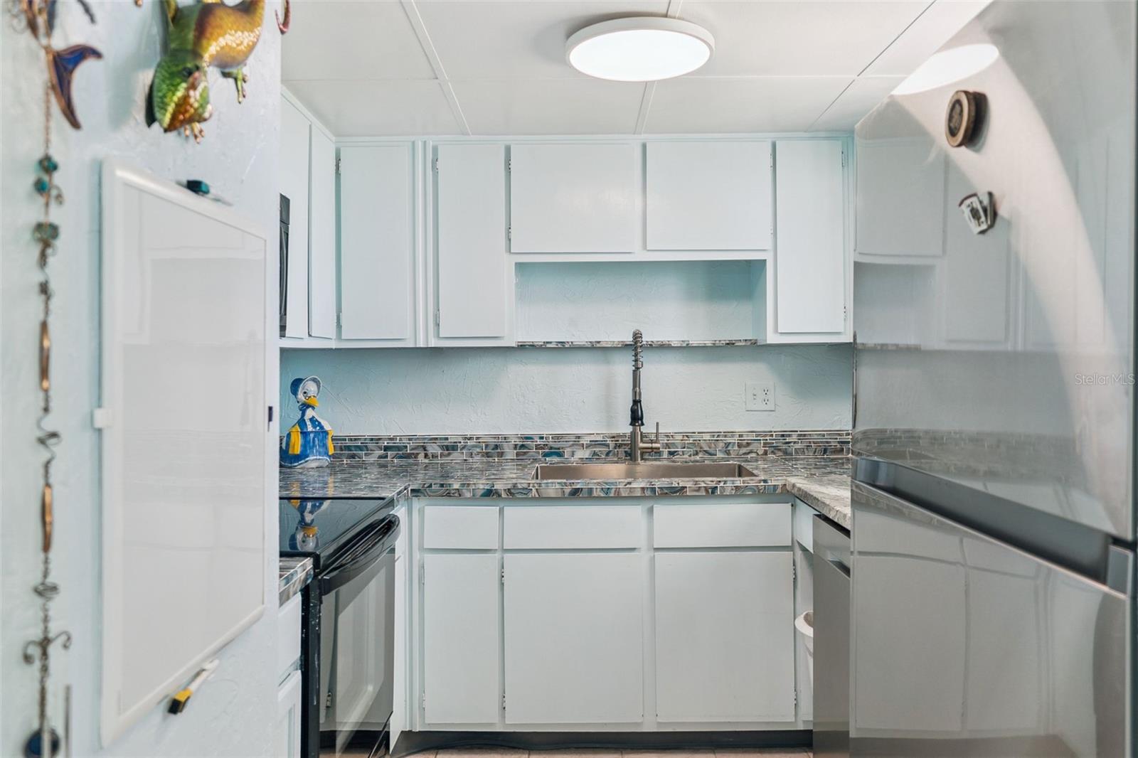 Image 22 of 55 For 2727 Atlantic Avenue 6190