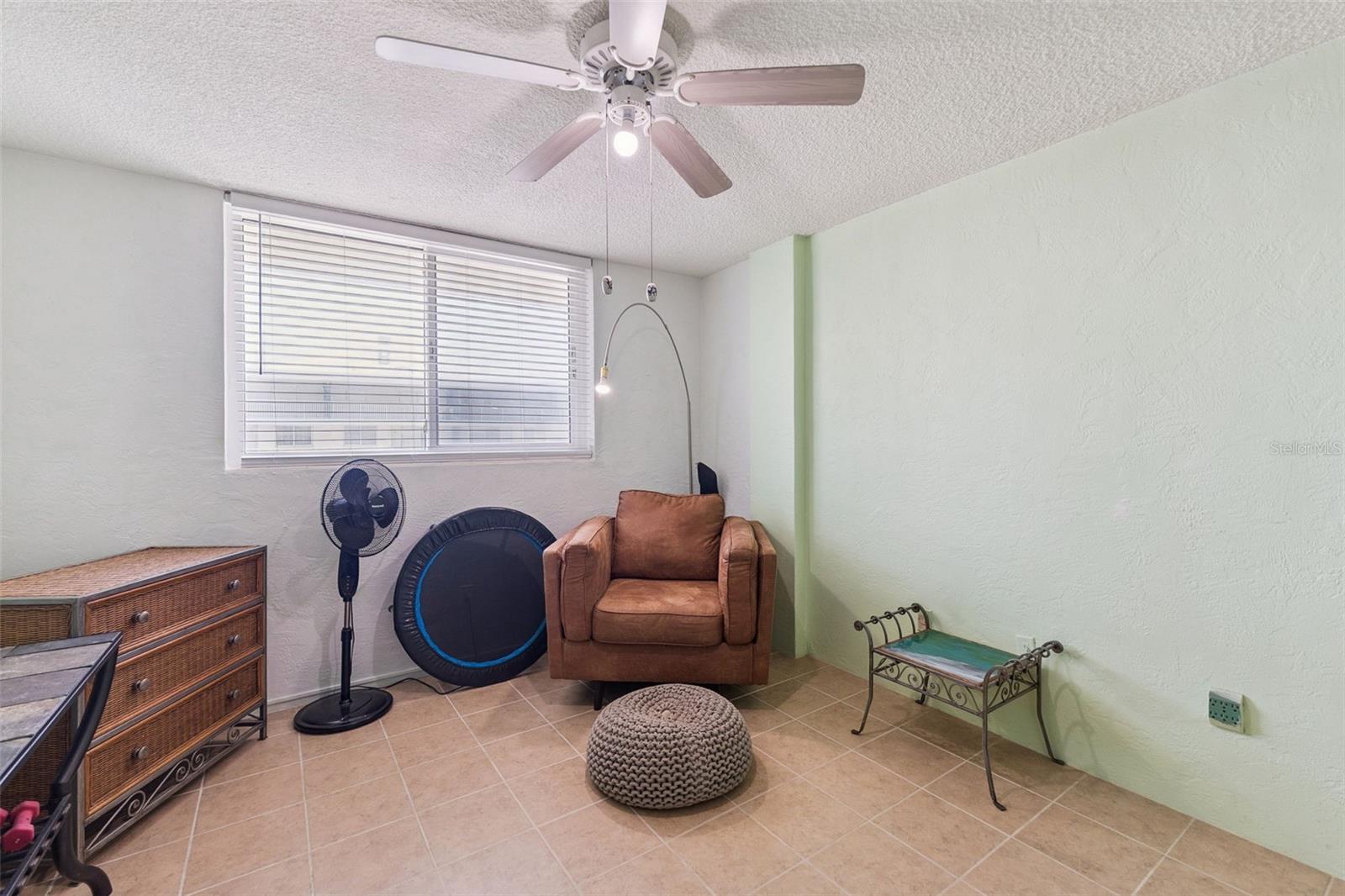 Image 32 of 55 For 2727 Atlantic Avenue 6190