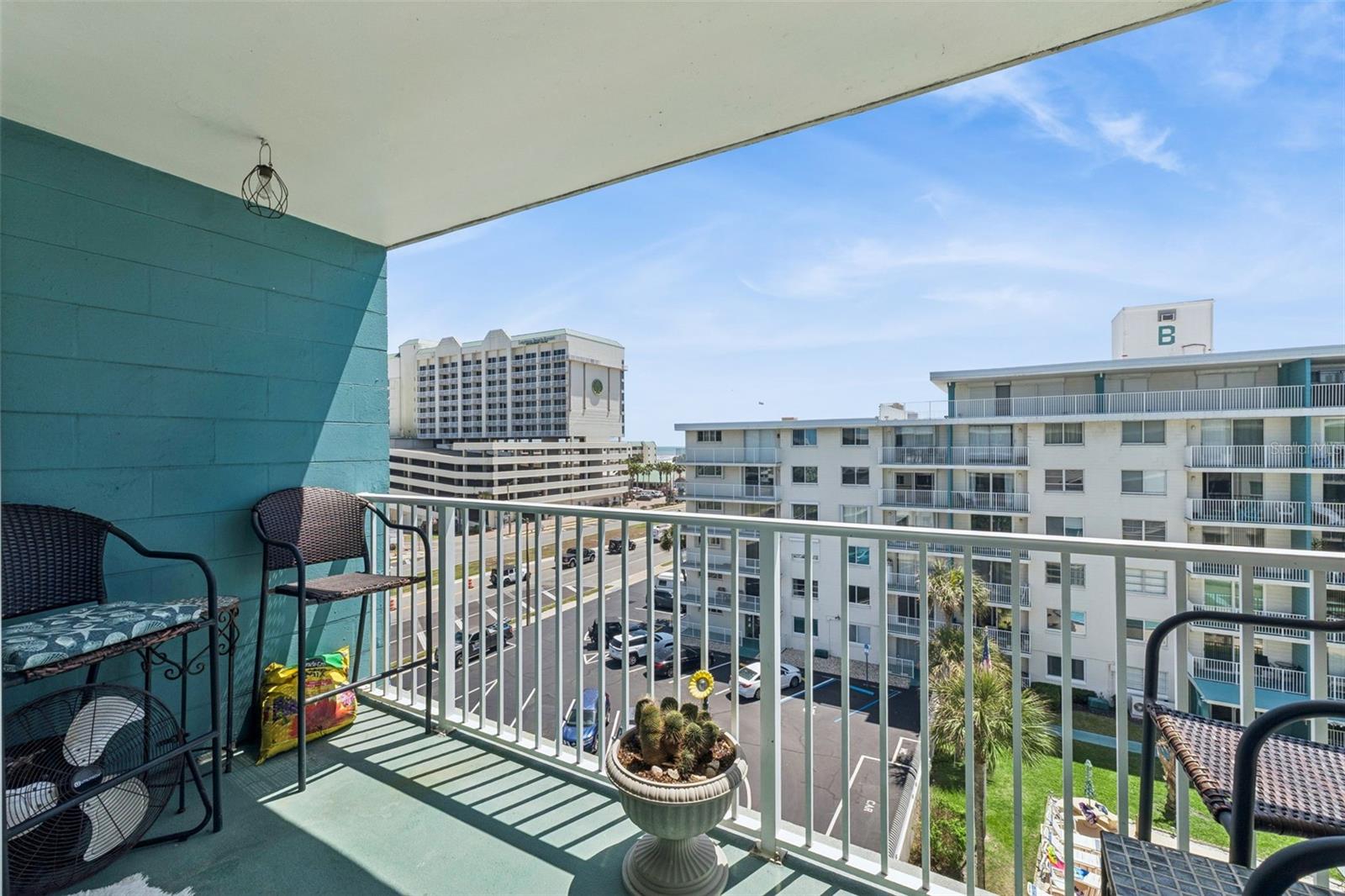 Image 38 of 55 For 2727 Atlantic Avenue 6190