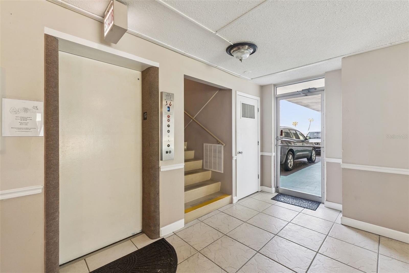 Image 4 of 55 For 2727 Atlantic Avenue 6190