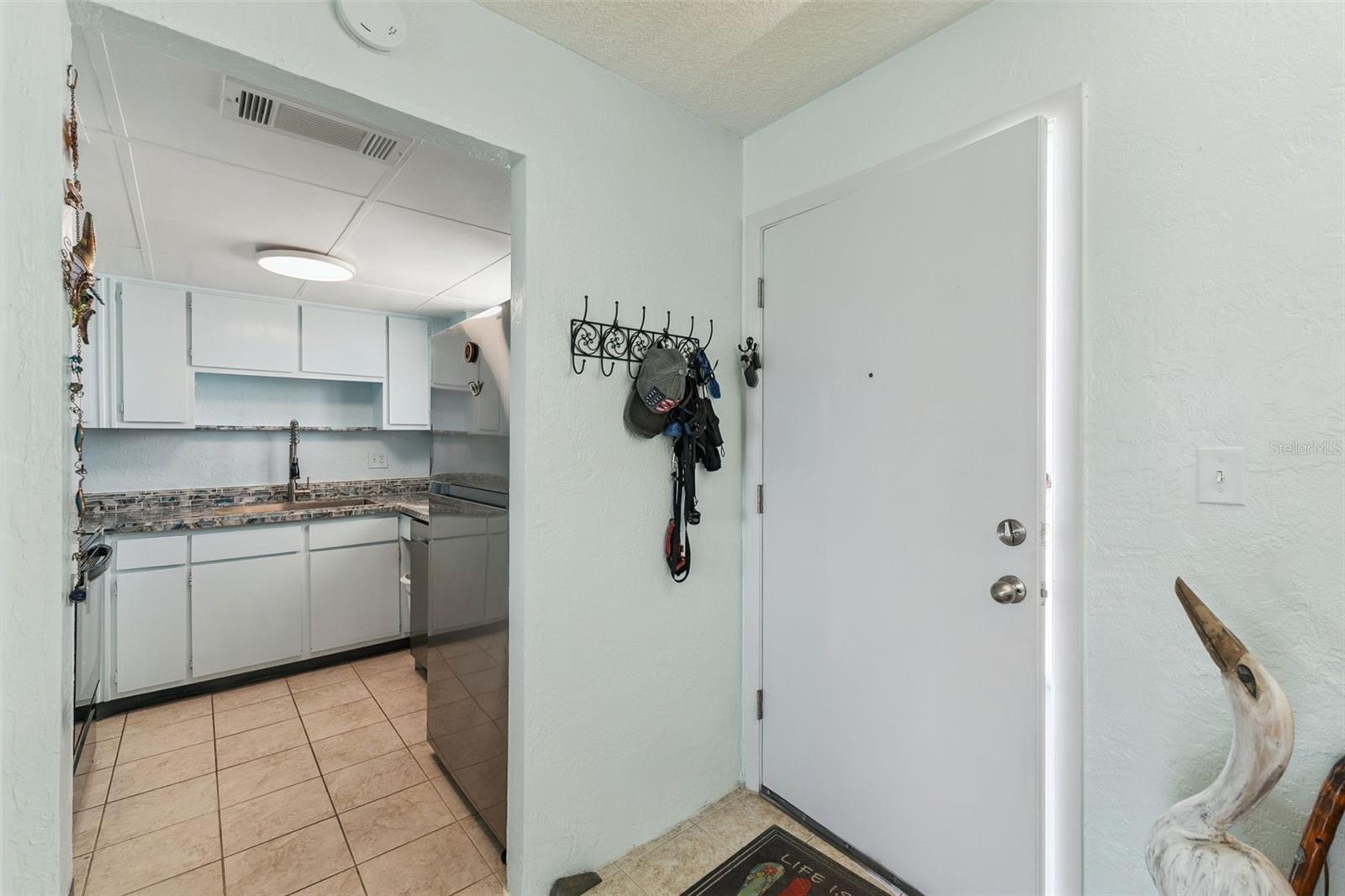 Image 8 of 55 For 2727 Atlantic Avenue 6190