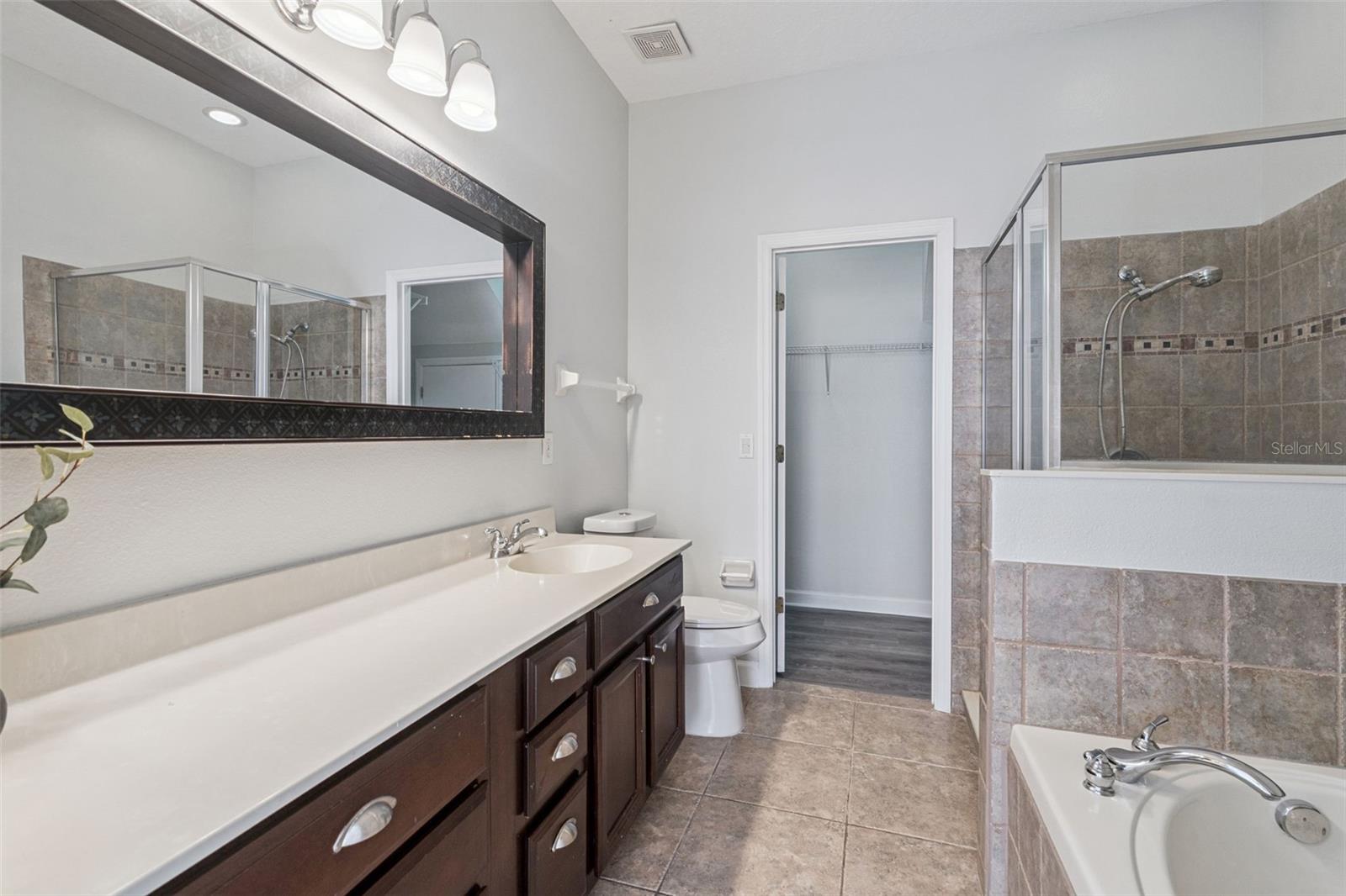 Image 14 of 24 For 16178 Old Ash Loop