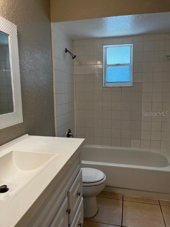 Image 6 of 19 For 354 Pearlwood Street