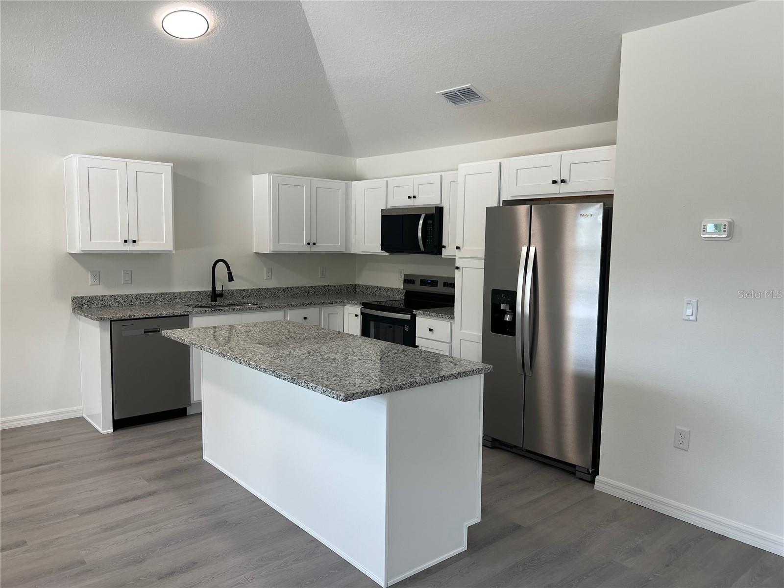 Image 3 of 7 For 14173 Sw 60th Terrace