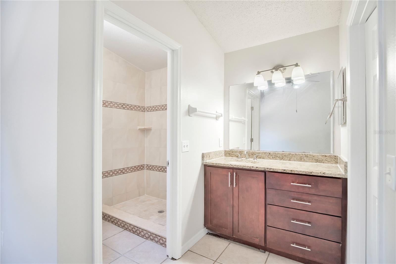 Image 15 of 24 For 10021 Cypress Meadows Lane