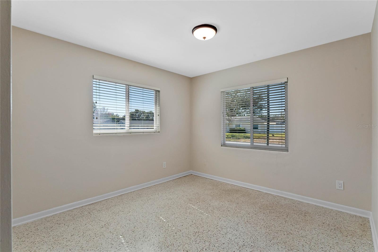 Image 15 of 38 For 623 Truesdell Avenue