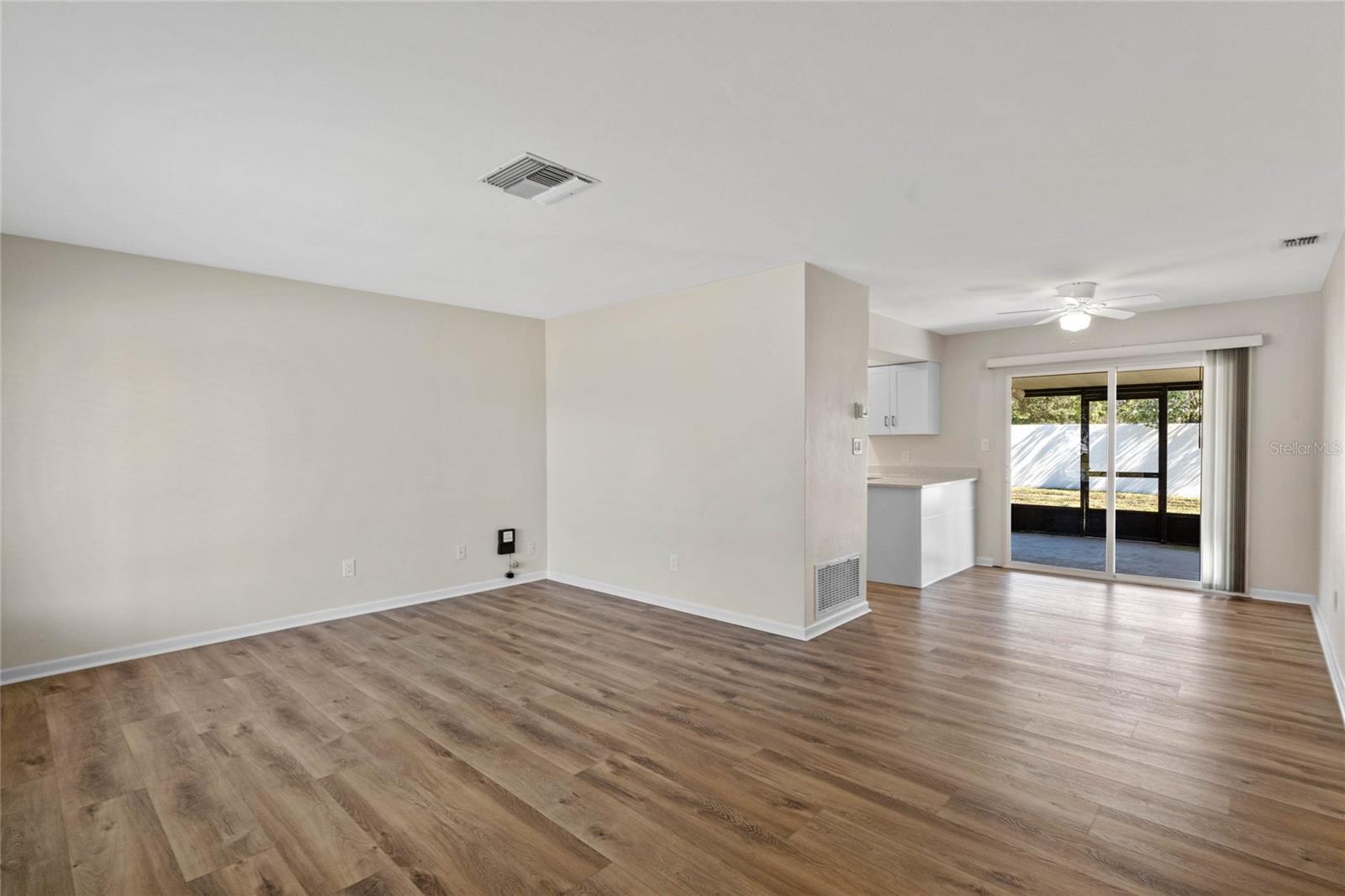 Image 6 of 38 For 623 Truesdell Avenue