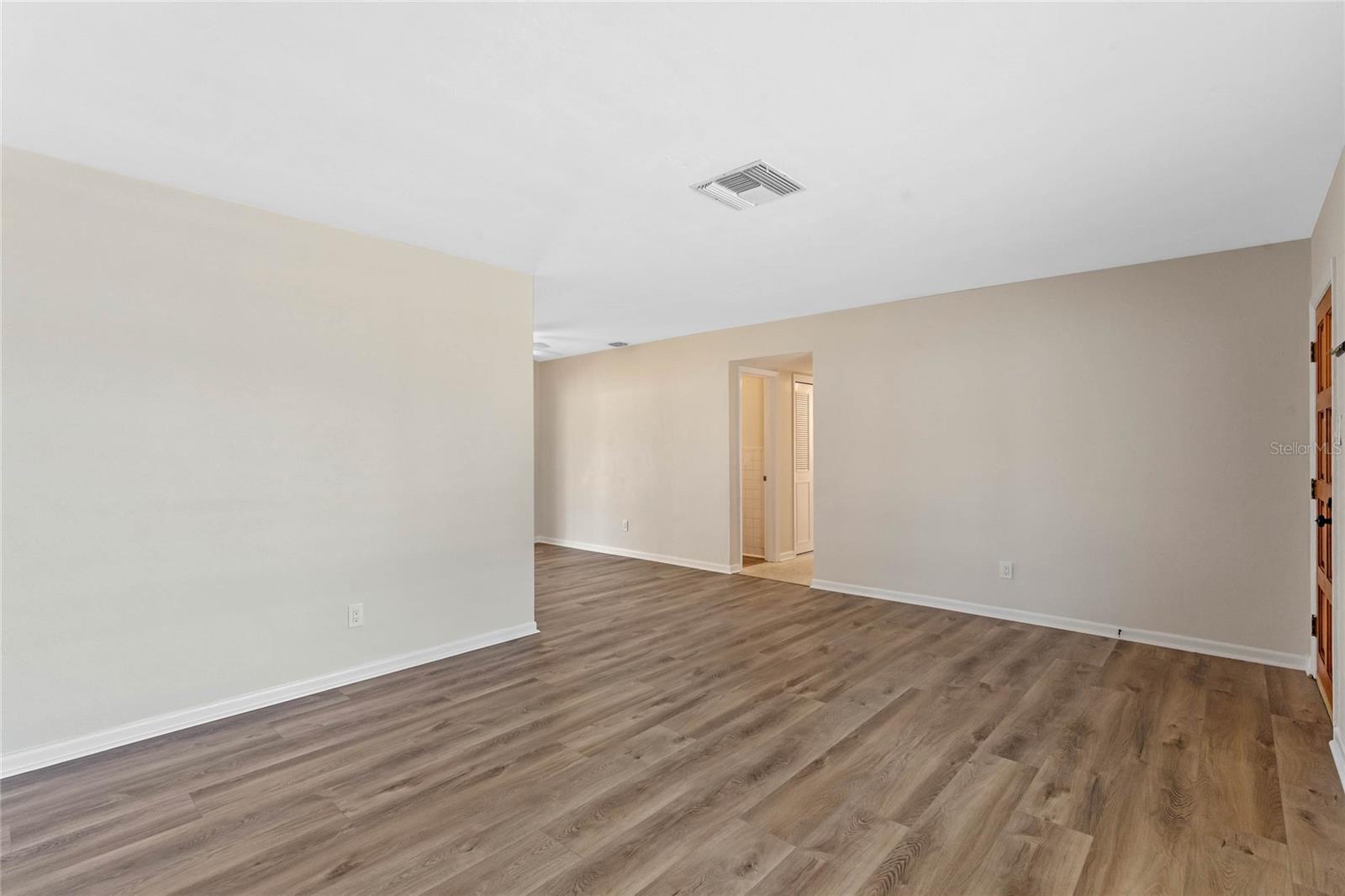 Image 7 of 38 For 623 Truesdell Avenue