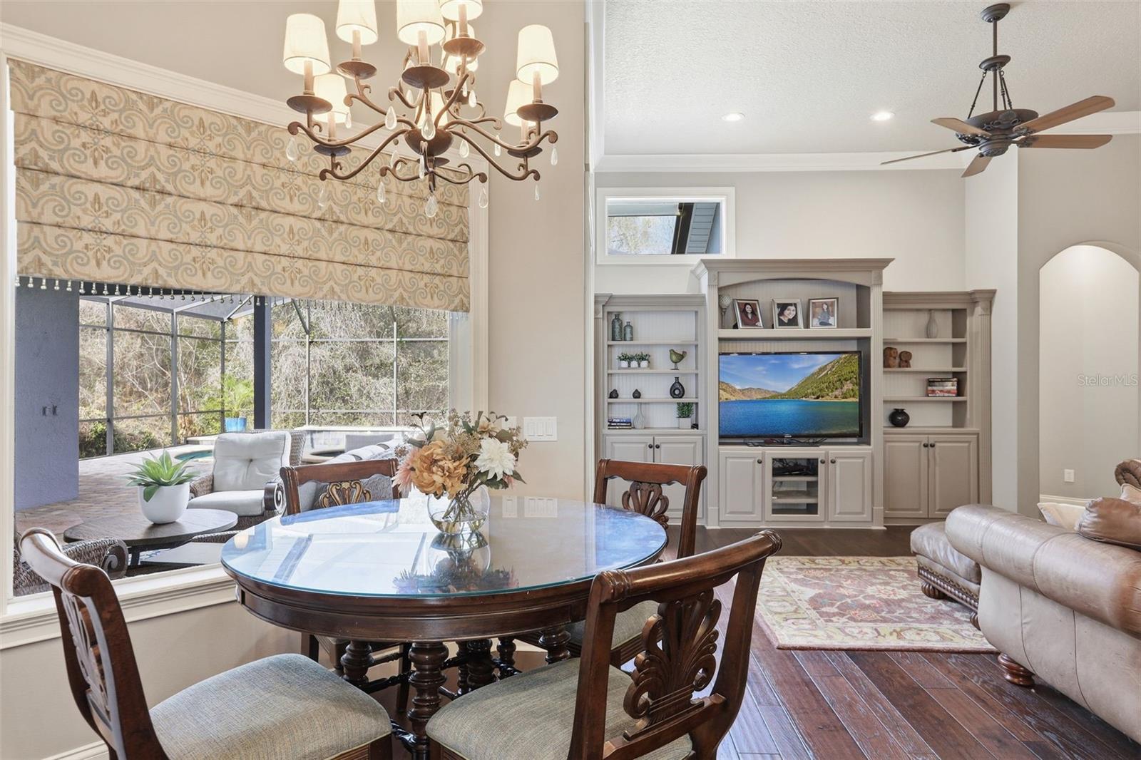 Image 18 of 49 For 408 Avondale Court