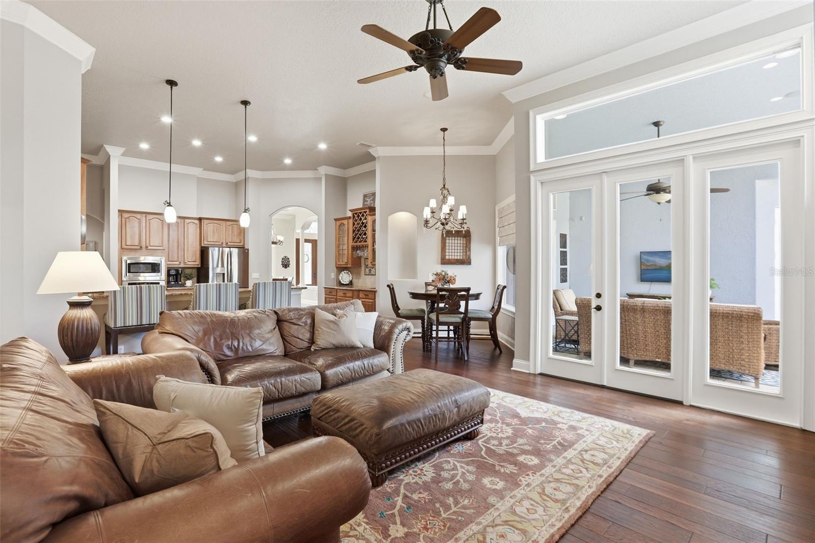 Image 21 of 49 For 408 Avondale Court