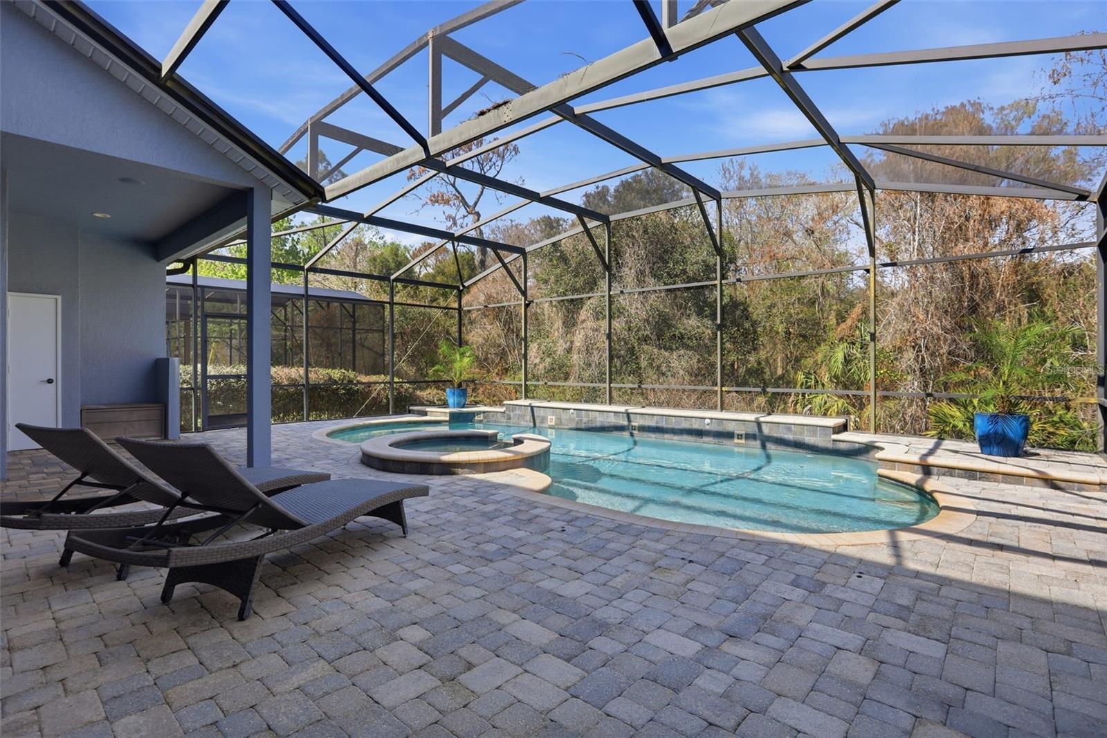 Image 5 of 49 For 408 Avondale Court