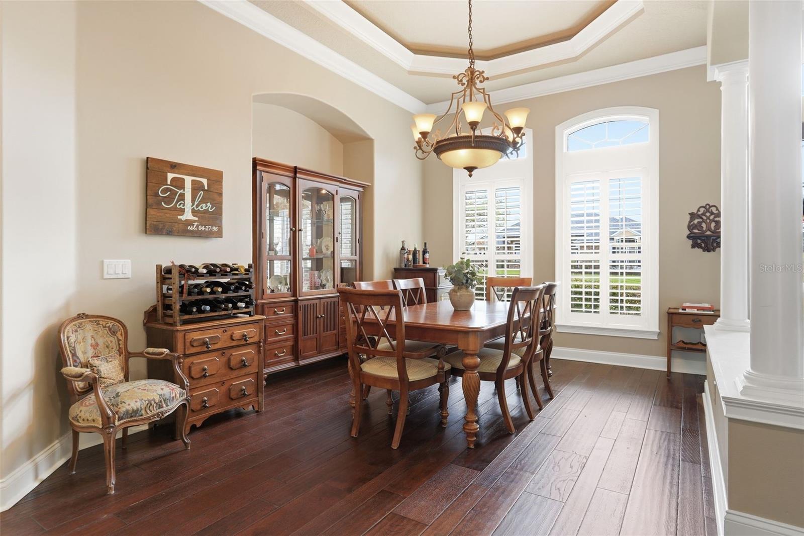 Image 9 of 49 For 408 Avondale Court