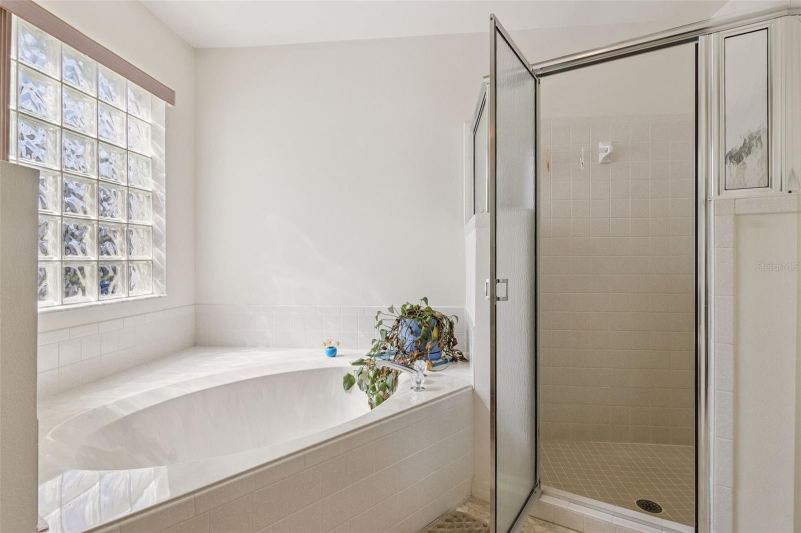 Image 17 of 40 For 26245 Newcombe Circle