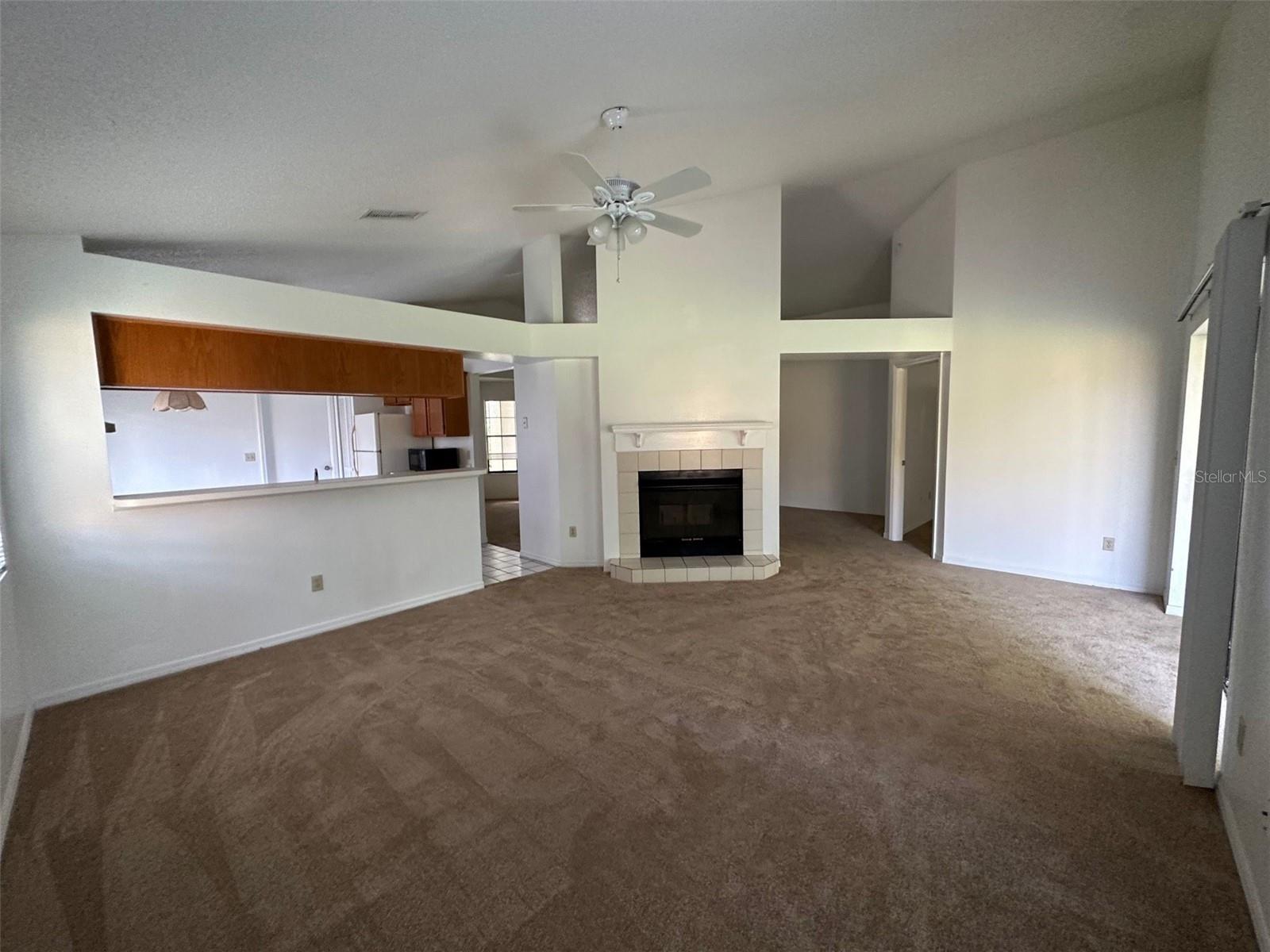 Image 3 of 23 For 332 Morning Glory Drive