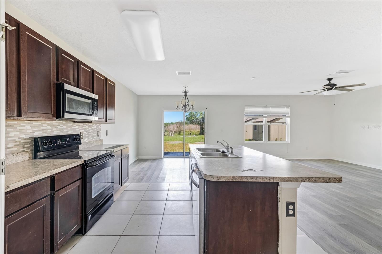 Image 12 of 50 For 10019 Geese Trail Circle