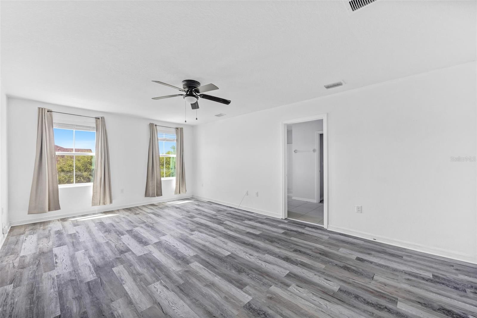 Image 27 of 50 For 10019 Geese Trail Circle