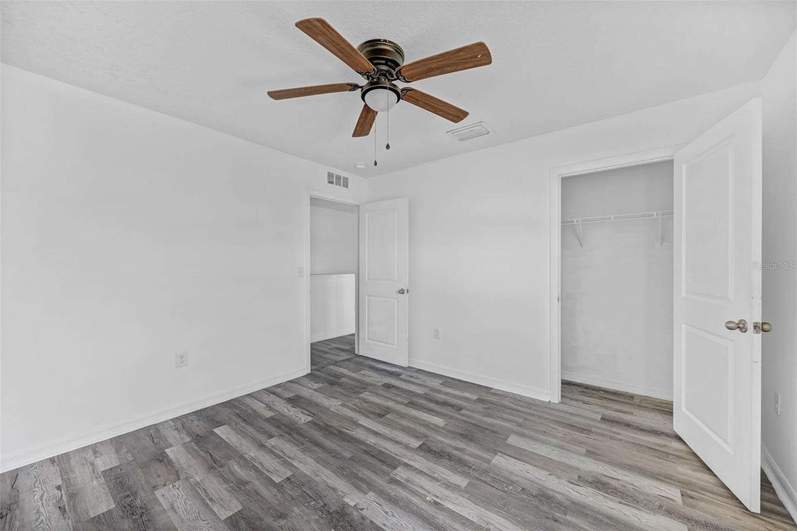 Image 35 of 50 For 10019 Geese Trail Circle