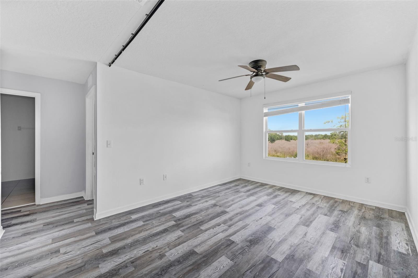 Image 36 of 50 For 10019 Geese Trail Circle