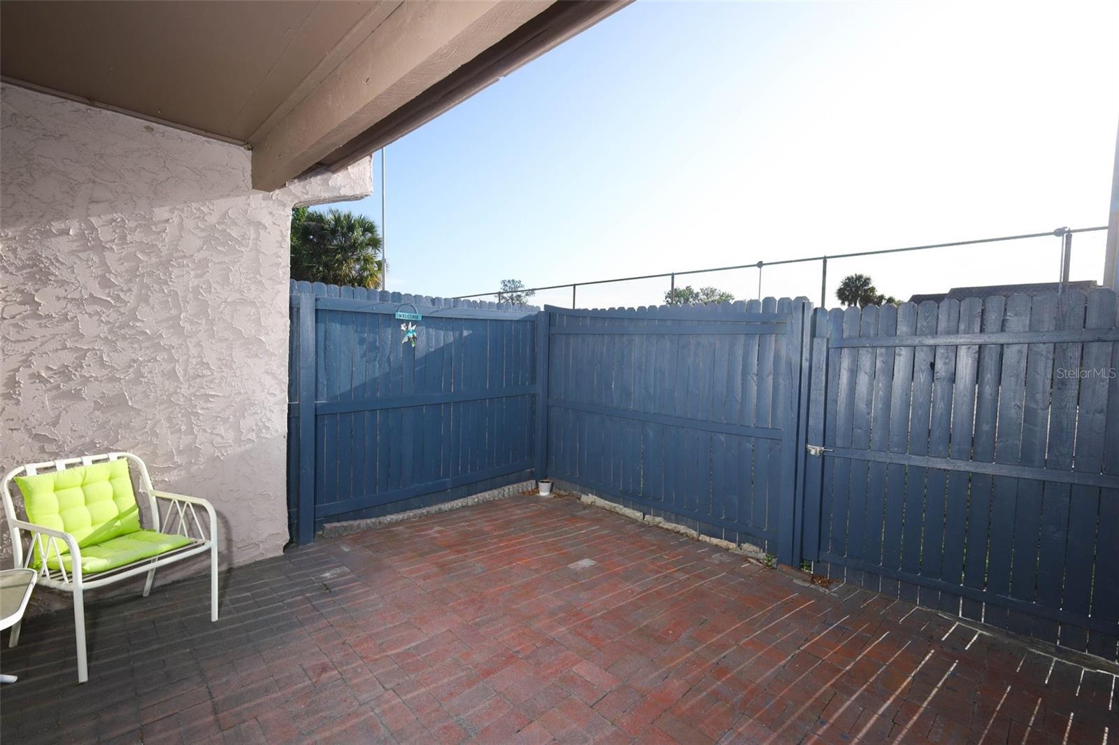 Listing photo id 29 for 4029 Henley Road 1705