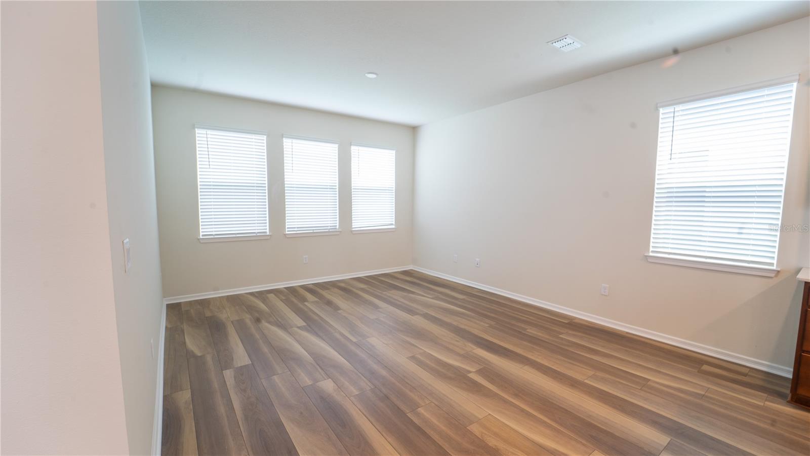 Image 12 of 24 For 14033 Kauai Drive