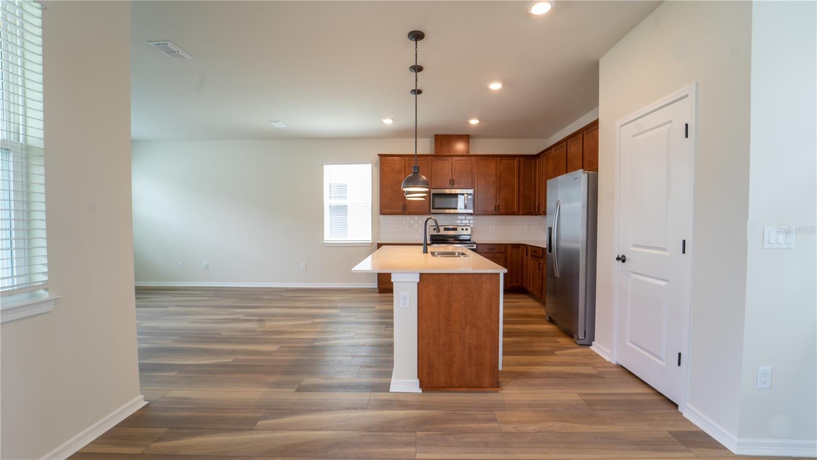 Image 7 of 24 For 14033 Kauai Drive