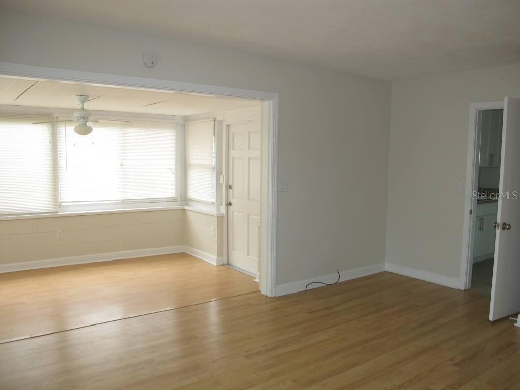 Image 2 of 9 For 1803 Pineview Circle