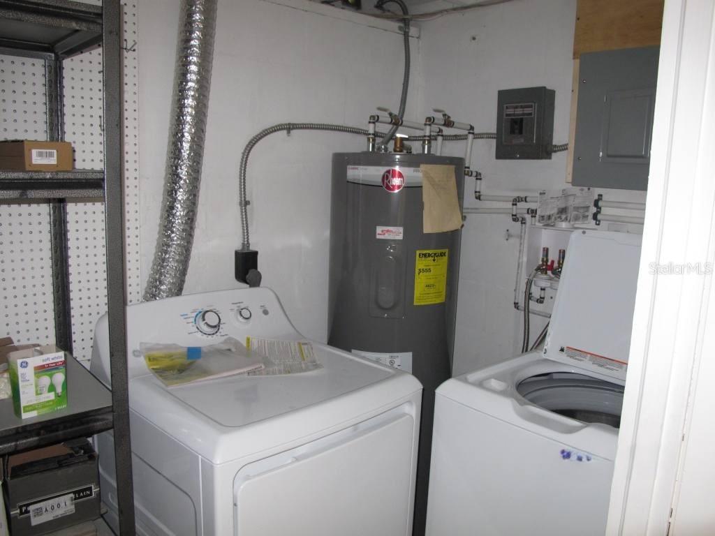 Image 9 of 9 For 1803 Pineview Circle