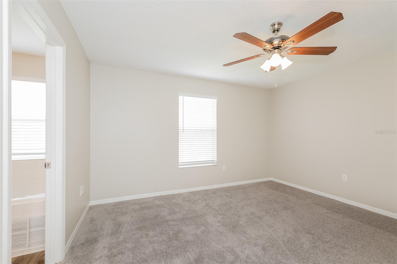 Image 7 of 16 For 133 Carlisle Court