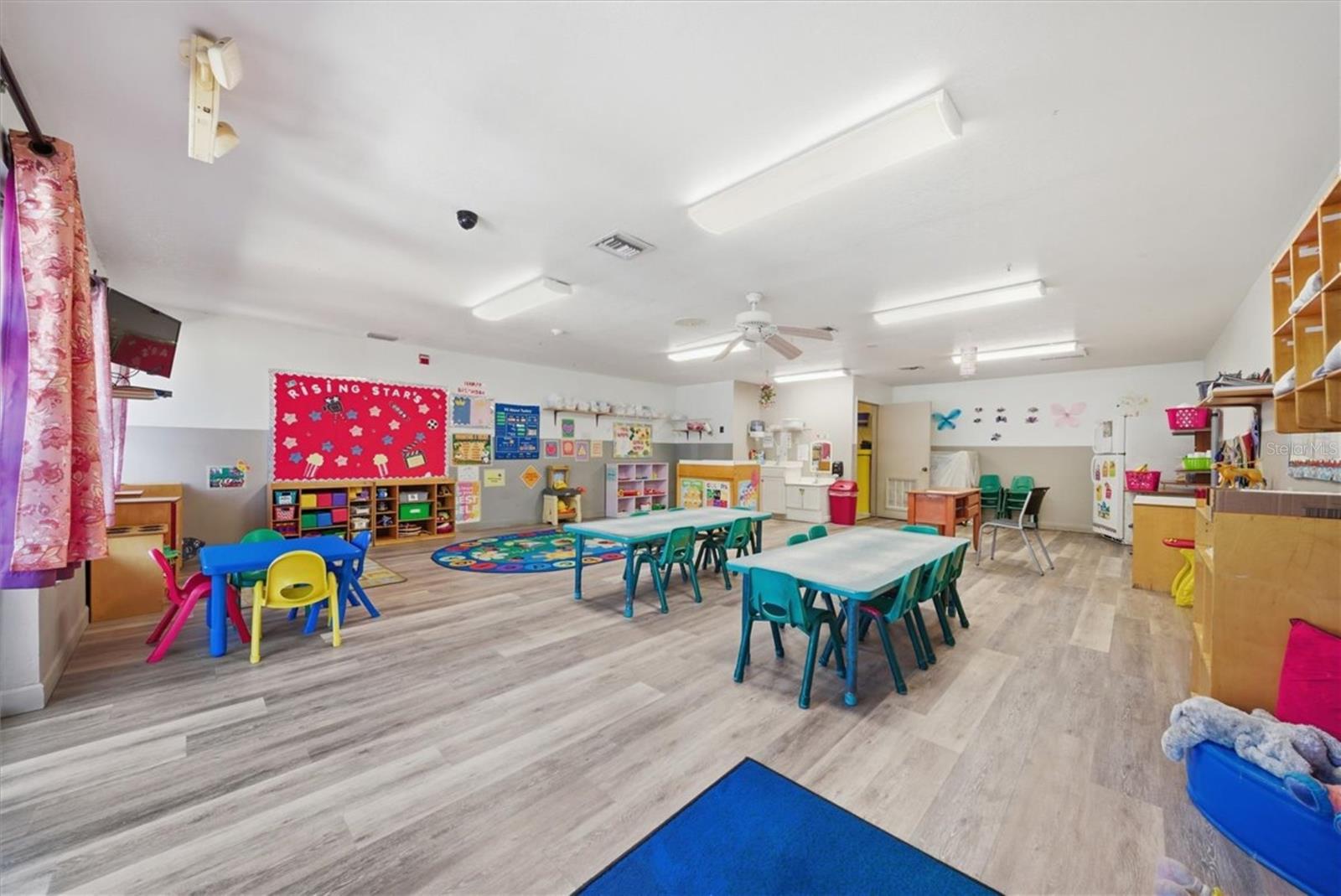 Image 25 of 100 For 1330 Knox Mc Rae Drive 6a