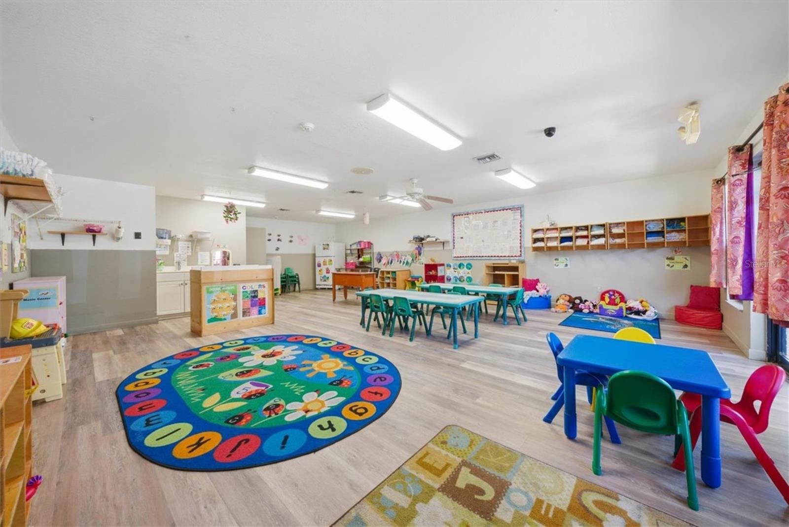 Image 29 of 100 For 1330 Knox Mc Rae Drive 6a