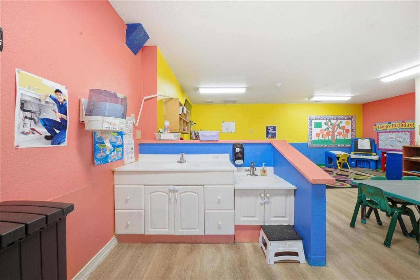 Image 33 of 100 For 1330 Knox Mc Rae Drive 6a