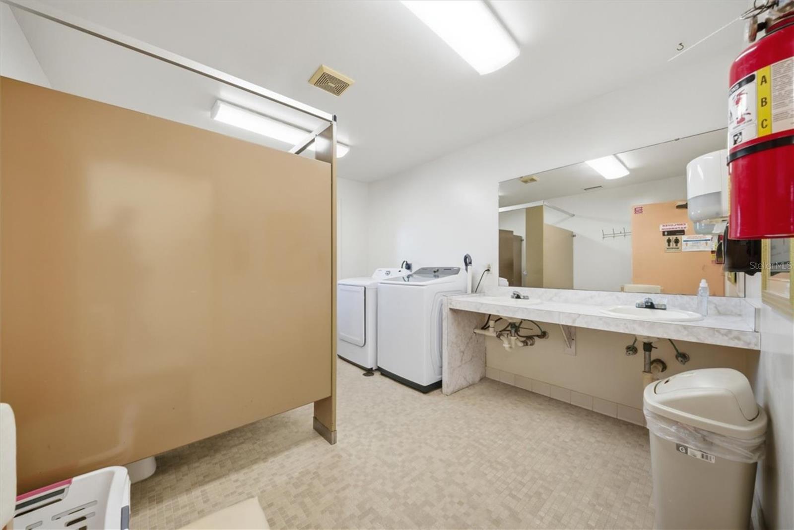 Image 62 of 100 For 1330 Knox Mc Rae Drive 6a