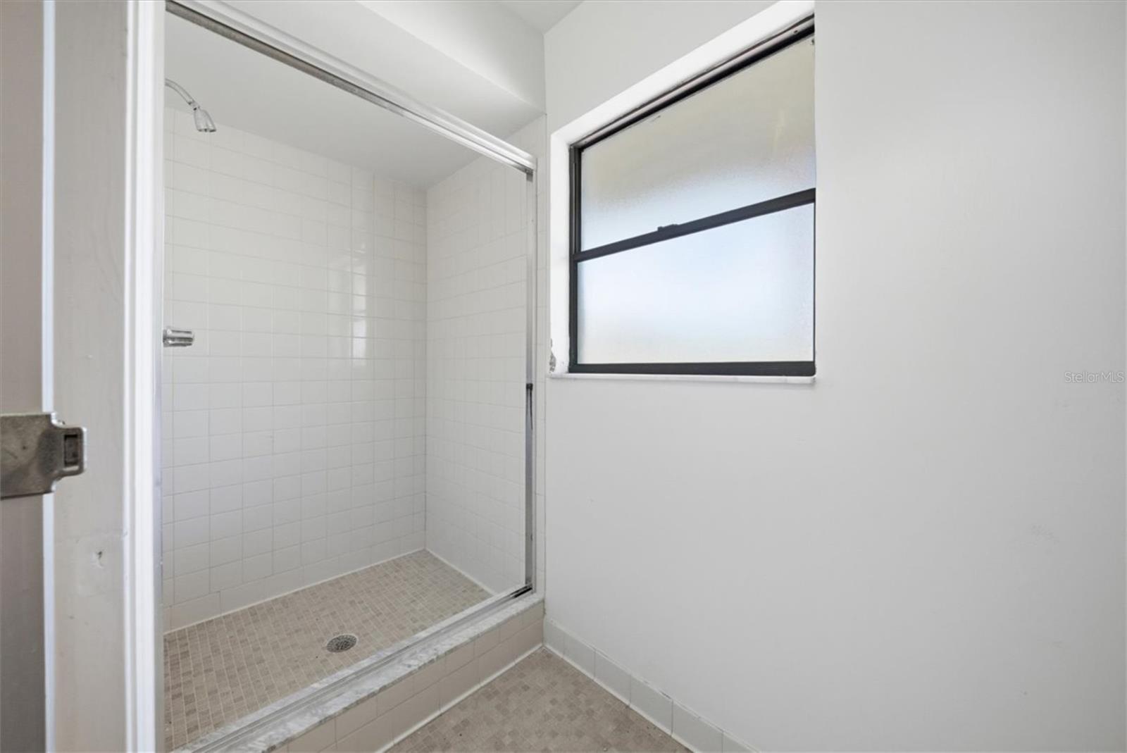 Image 64 of 100 For 1330 Knox Mc Rae Drive 6a