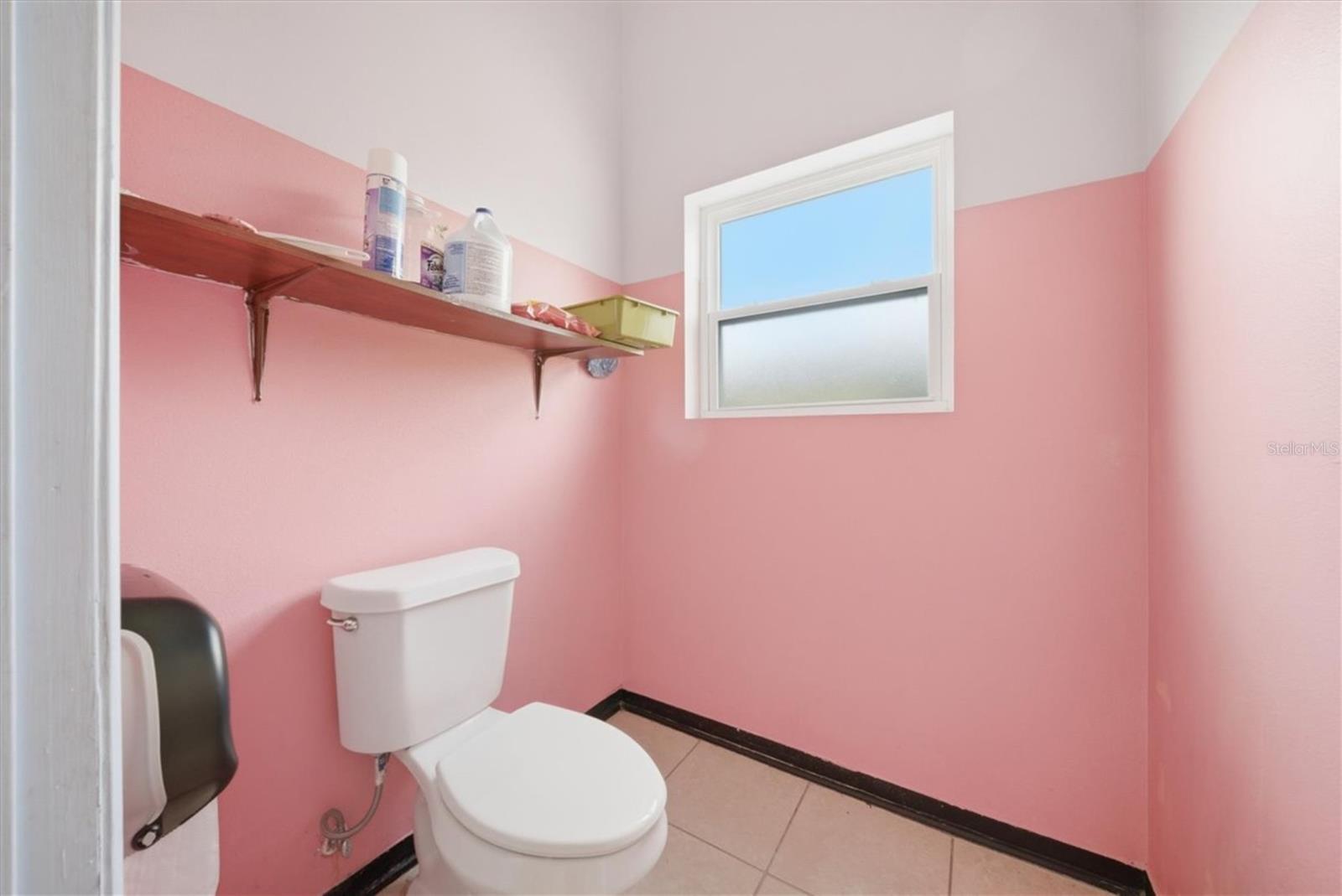 Image 82 of 100 For 1330 Knox Mc Rae Drive 6a